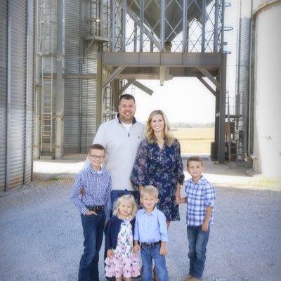 TSanderfur's profile picture. 