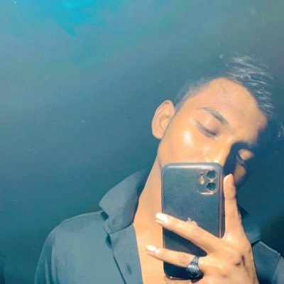 Sham1m020's profile picture. 