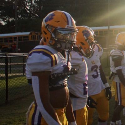 Devon Barnes| WR | Villa Rica HS| 6’1| 190 pounds| 3.3GPA| ‘24 | 3 sport athlete| 470-234-1323| bench:250|squat:385| clean:265|email: devoni0328@gmail.com|