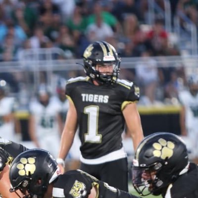 Lebanon Indiana 5’8” 170 Class of 2023 RB Safety https://t.co/zJcr6tOioI