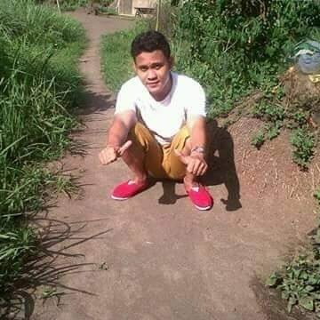 akbar094186661's profile picture.