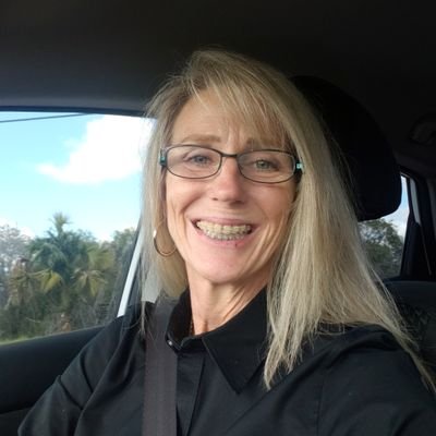 smilek1222's profile picture. 