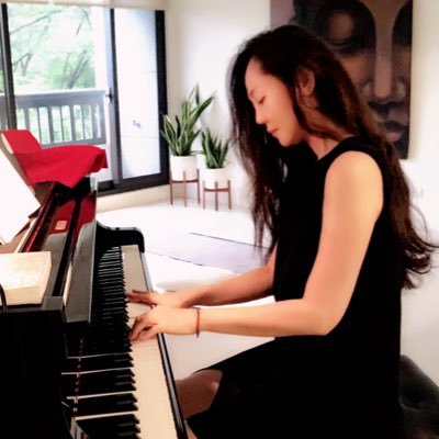 Musical Artist, Modern Classical Pianist, Composer, Cellist, Photographer, Yoga Teacher. I compose soothing piano/cello music for you to yoga/meditate. 🧘‍♀️