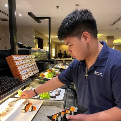 NICOLO82439463's profile picture. 