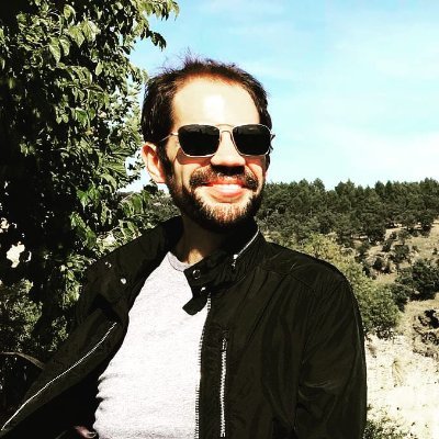 deepbludev's profile picture. 
