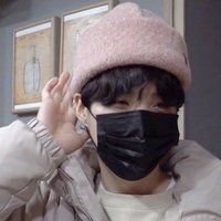 belle⁷ (@jeonluvrbot) 's Twitter Profile