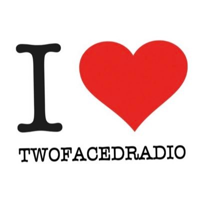 djs belle petajan&tess wyniemko host two-faced radio on UIC radio! tune in 3-5pm every thursday on https://t.co/PGx9GdPe7i or on the RadioFX app :)