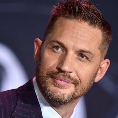 Hey fans this is my official page!!! @tomhardyTHAAC is my official page..