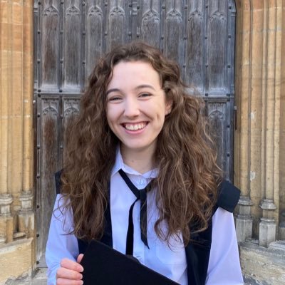 Editorial Scholar @BMJStudent 📝 | Med Student @UniofOxford 🩺 | she/her