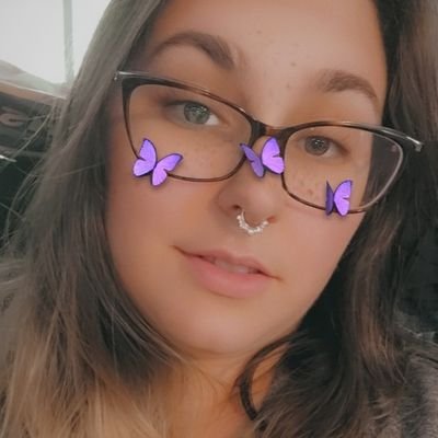 28. Married Mama of 2.  Fallout 4&76. Skyrim. Xbox @ItsyBits116  #savagetimesfour