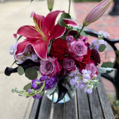 Your neighborhood flower shop serving the Cary, Apex, Morrisville and Holly Springs area #flowers #arrangements #beauty #gifts #homedecor #boutique #nc #silks