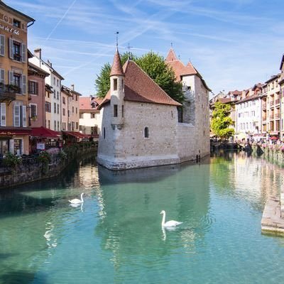 Daddy de 49 ans … aussi joueur qu’à 20 …sur Annecy je suce je vidange… grand amateur de jus …ouvert d’esprit et attends des propositions…😉🤪