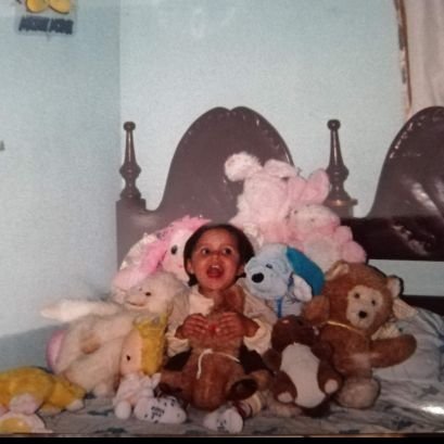 ElaOcam's profile picture. 