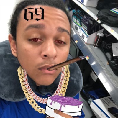 zLivenModz's profile picture. 