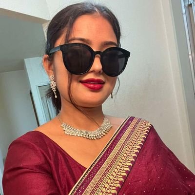 दुखान्त भनेको केही नपाउनु वा हार खानु होइन बल्कि तिमीसंग जे थियो त्यो गुमाउनु हो । यसैले हिजोको बासी दुखका लागि आजको ताजा आशु खेर नफाल ।
DM=No Reply🚫🗨️
