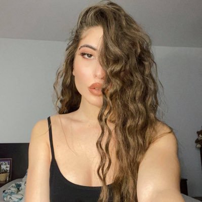 New content creator! 21, Horny ASF💋. Join my Discord!! Link Below. Also tip me if you think I have good content 😘😘 DM’s always open ❤️