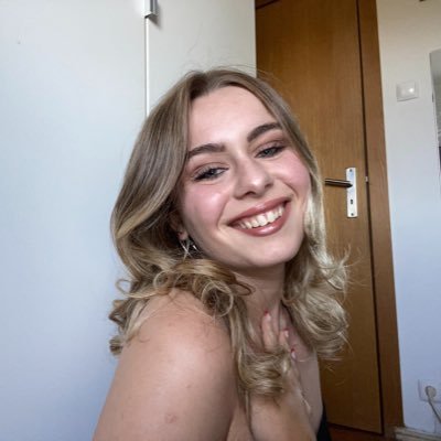 22y |ESHTE|