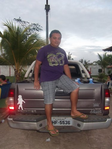 a única verdade é que vivo.
Sinceramente, eu vivo.
MSN:edivaldo_catequista@hotmail.com
Fone: (098) 88073689 / 81106363, EDIVALDO