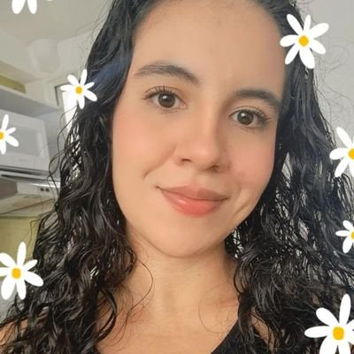 RoseZetina's profile picture. 