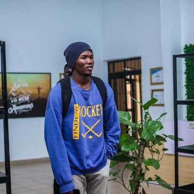 chigozieballing's profile picture. 