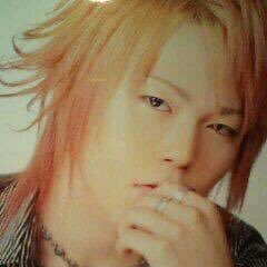 UcIszm's profile picture. 初めまして！  知ってる人も知らない人も仲良くしましょう 仕事は様々な事をしているので 聞かないでください☺️ 一期一会を大切にしてますが あんまり人を信用してません。 来る者拒まず去る者追わずなので よろしくお願いします🥺