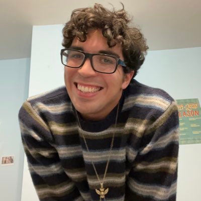 23 • CrazySexyUncool • future B-list comedian • cardigan enthusiast • he/they 🏳️🌈