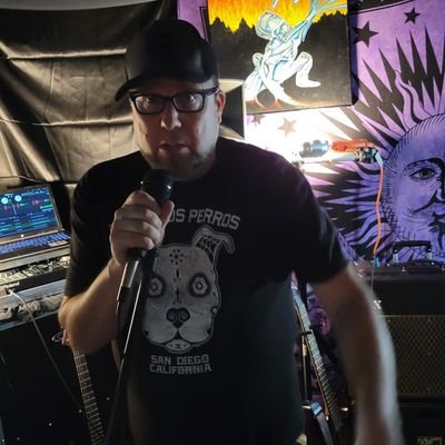 iamMikeColin's profile picture. #ha22oween
https://t.co/HyPfHsATvu