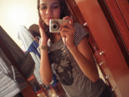 BiaaOMG's profile picture. Music Is My Blood '-'
Dê um F5 em sua vida :D