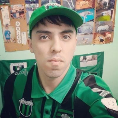 Periodista deportivo. Socio 1089 de Nueva Chicago. Chófer y operador social del BAP (108)