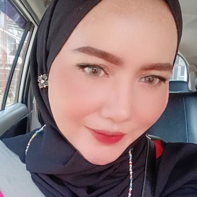Hanya seorang wanita biasa yang ingin menjadi istimewa