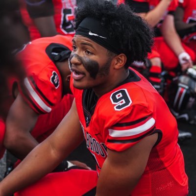 thejaylawrence9's profile picture. Christian ✝️ | C/o 23’🎓| Quarterback | 6’ 190| 📧: jayden.lawrence012@gmail.com | Head Coach: @coachjohnnyi