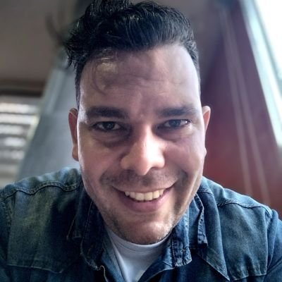 PsicologoBedoya's profile picture. Psicólogo, ajedrecista, político, un amigo cuya misión es el servir y aportar al bienestar de su comunidad.