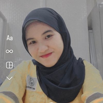 nrsyitah_'s profile picture. 𝐋𝐢𝐟𝐞 𝐢𝐬𝐧’𝐭 𝐚𝐛𝐨𝐮𝐭 𝐟𝐢𝐧𝐝𝐢𝐧𝐠 𝐲𝐨𝐮𝐫𝐬𝐞𝐥𝐟. 𝐋𝐢𝐟𝐞 𝐢𝐬 𝐚𝐛𝐨𝐮𝐭 𝐜𝐫𝐞𝐚𝐭𝐢𝐧𝐠 𝐲𝐨𝐮𝐫𝐬𝐞𝐥𝐟 ✨