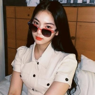 woobblebae's profile picture. kadang beban, kadang andalan.