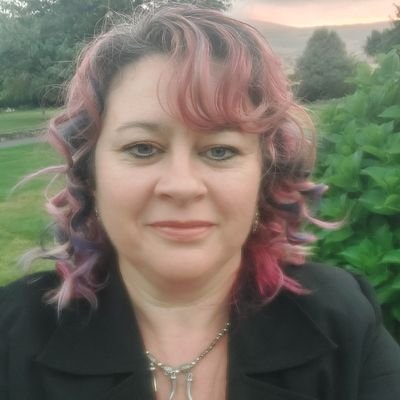 Lecturer in Construction, TU Dublin 29yrs+. Cabinetmaker 31yrs+. She/Her 🏳️🌈🏳️⚧️
Organiser Apprentice Excellence Award
#BeSound