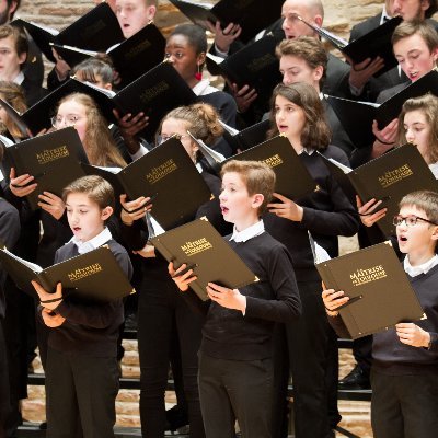 Ecole maîtrisienne du Conservatoire de Toulouse. Prix Liliane Bettencourt pour le chant choral, Académie des Beaux-Arts. Direction artistique @Mark_Opstad