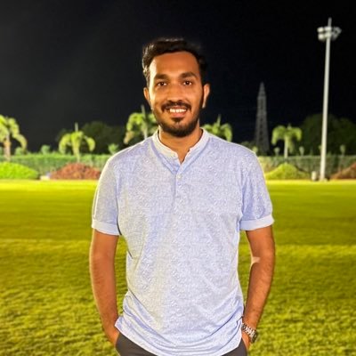 DharmikVyas4's profile picture. @oracle