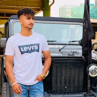 18🥃📍YYZ🇨🇦 𝐒𝐜👻ivinayrandhawa https://t.co/U0BOXPwVso