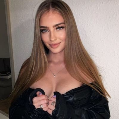 workwemily12's profile picture. •A Professional Graphic designer/artist🎨
•web developer🔱
•Dm me for more Inquiries!