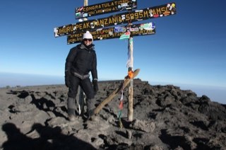 AnnaLizaPonce's profile picture. Wife and mother, traveler, Western U grad & social studies teacher. ATA Instructor. I ❤️yoga, outdoors and hockey. Human rights advocate.