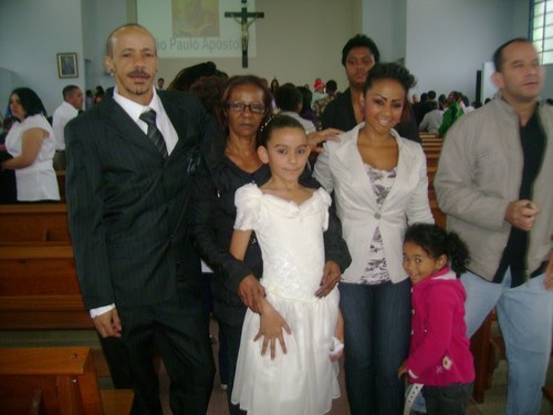 mariadapenha37's profile picture. Sou feliz...''o senhor é meu pastor e nada me faltará''...
Amo minha familia...