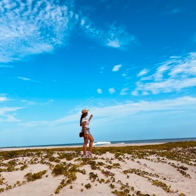 Veracruzana, Turister y Artista de corazón 💜; Godínez por convicción . Creemos negocios con conciencia. Me encanta la música, viajar y conocer el mundo 🌎