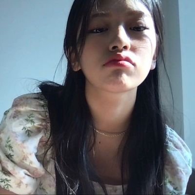 selain suka susu vanilla aku juga suka cowo kipop