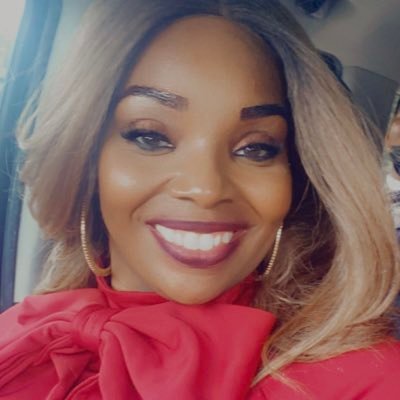 DrShuug's profile picture. US Federal Government Finance Professional 💸💵; Franchise owner 🪧🪧; Property owner 🏡🏠; & a Mommy 💙💙💙💖