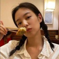 🌻 (@kuqhiku) Twitter profile photo