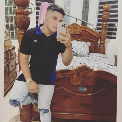 • De la isla de el encanto🇵🇷 • Con Dios todo sin el nada• Sc emma98acev • Future nurse, Adm Segundo encuentro, the brothers bar🤞🏻🥃