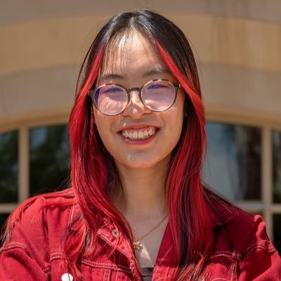 🇲🇾 ~ M.A. student researching journalism, burnout & Gen Z @GaylordCollege ~ Fmr TV producer: @NEWS9 @UCentralMedia ~ All opinions are my own. (she/her)