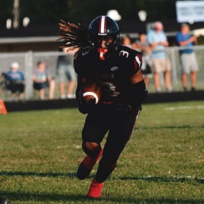 Bishop Luers HS 24’ || RB/SLWR/SS || giovannysports05@gmail.com