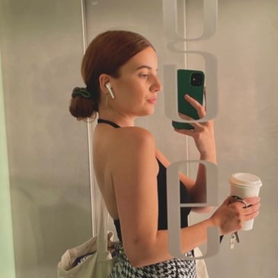 caitlyntout1's profile picture. Bristol // London | 22 |