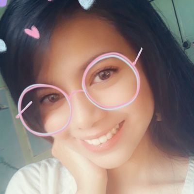 nur | 19 | IG: @kateeeeev